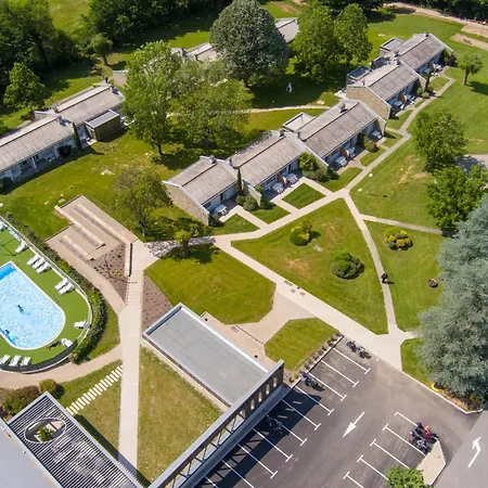 Ferienpark Aux Portes Des Monts D'aubrac