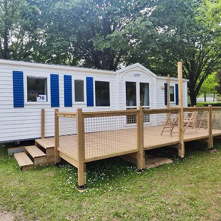 Holiday park Aux Portes Des Monts D'aubrac