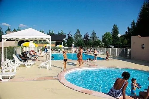 Aux Portes Des Monts D'aubrac 3* Espalion